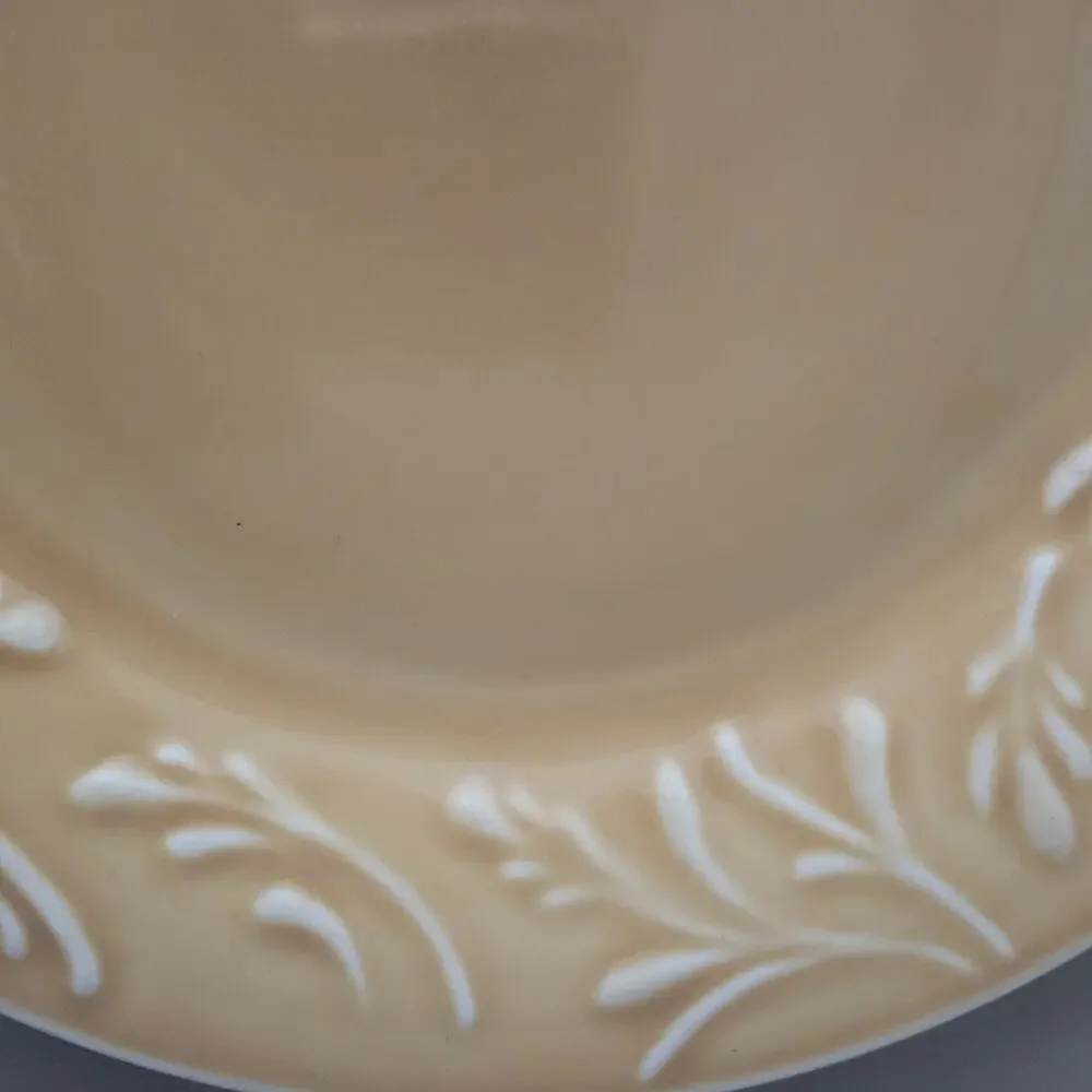 Libbey Lie 14 Yellow Embossed Wheat Pattern Trim Dinner 10 1/2‎  Plates set of 2